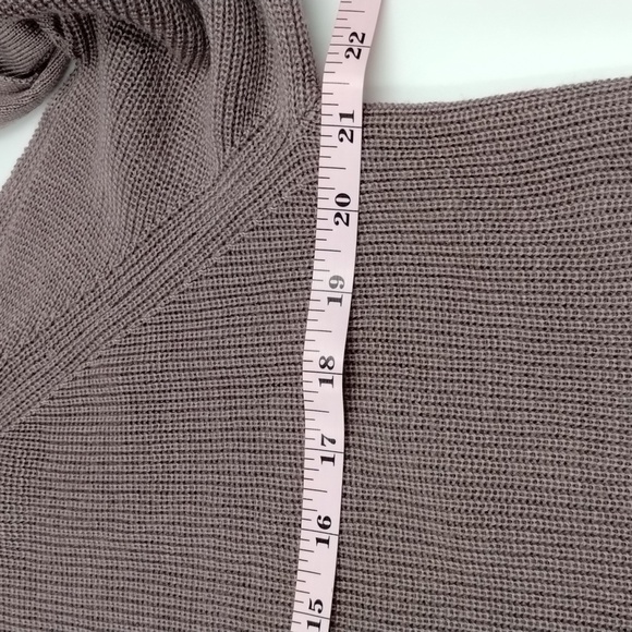 Listicle lavender purple open bow sleeve sweater size medium crew neck - Picture 6 of 10